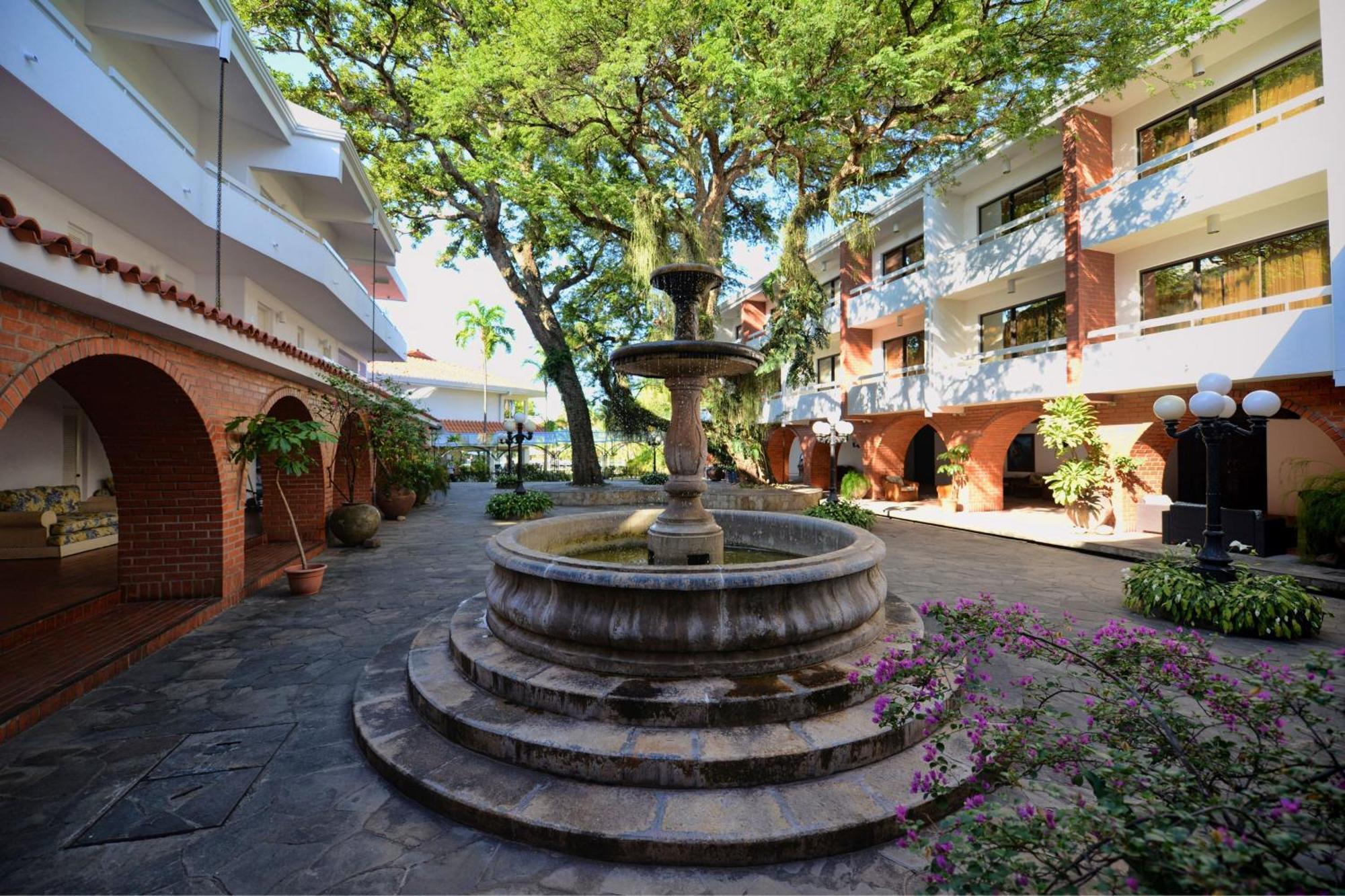 Los Tajibos, Santa Cruz De La Sierra, A Tribute Portfolio Hotel Extérieur photo